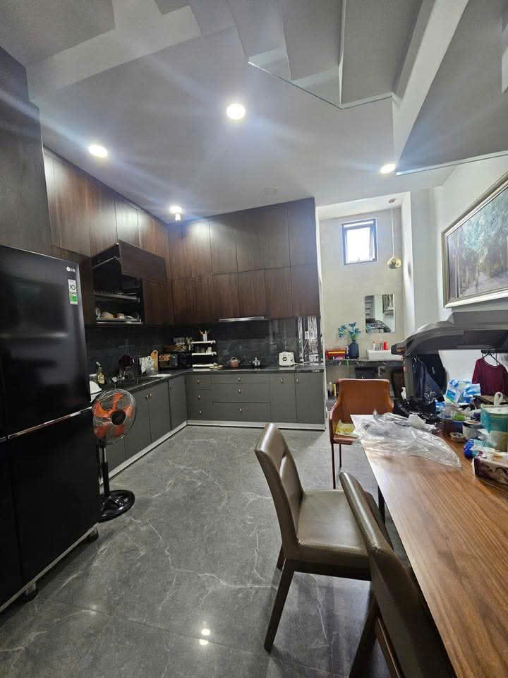 Ngộp Bàu Cát  56m -  HXH quay đầu ngủ trong nhà - 2 tầng mới - Ảnh 2